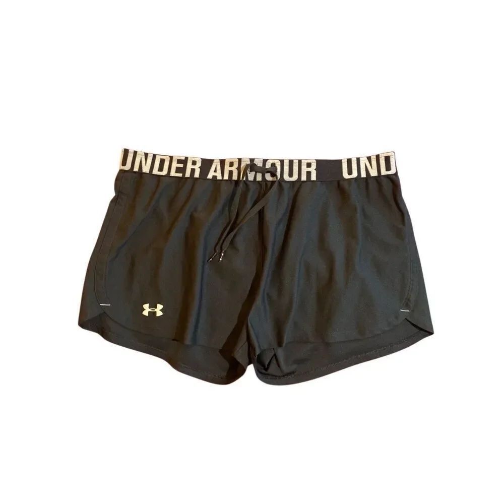 Under Armor Woman’s Black Athletic Shorts Size Large